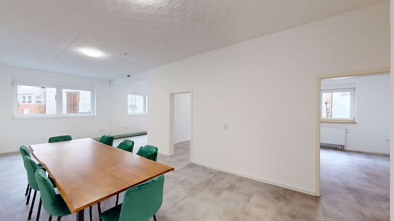 *** Neu renovierte 3-Zimmerwohnung mit neuer Einbauküche ***